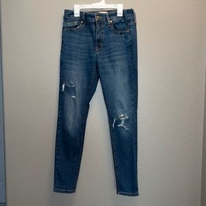 Universal Thread Goods Co. (Target brand) women’s jeans